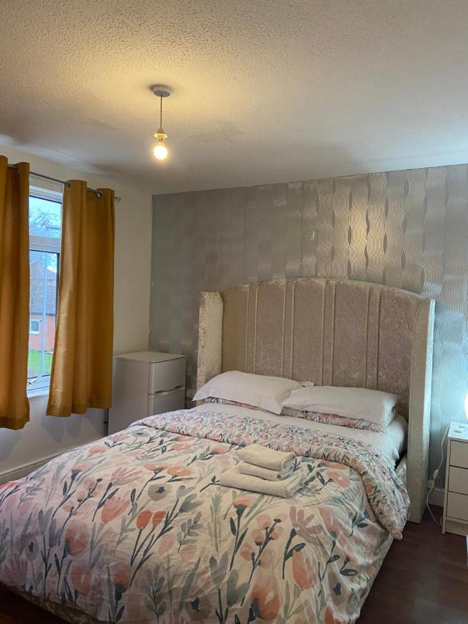 King Room In Warrington Dış mekan fotoğraf